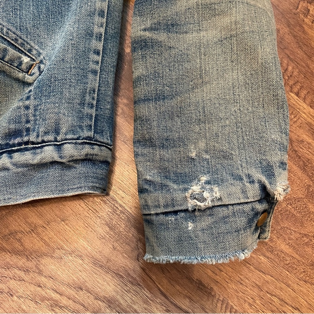 Vintage Jean Jacket! - Picture 5 of 8